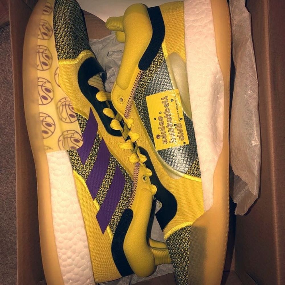 KOBE ADIDAS- Lakers